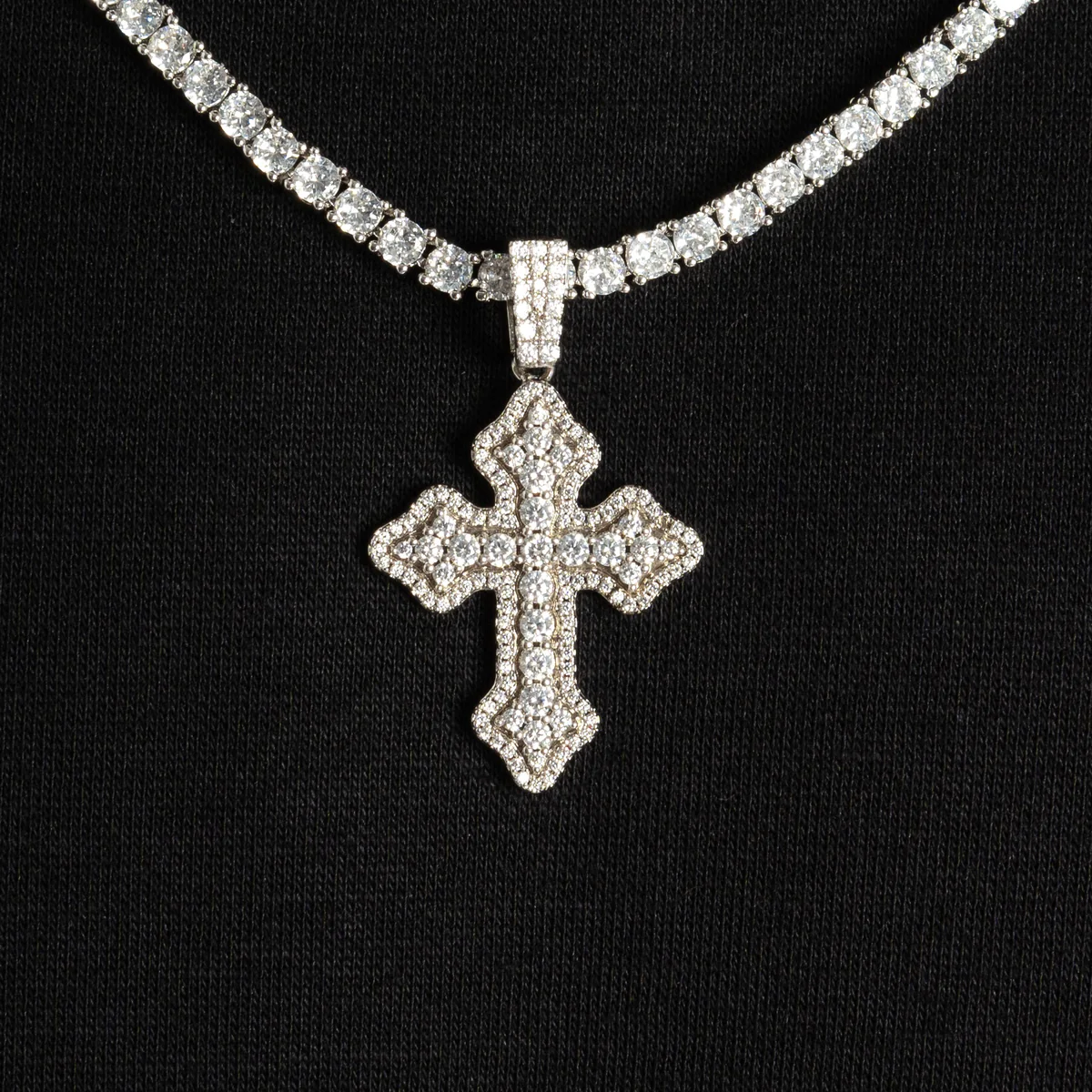 Cluster Micro Cross Pendant in Canada