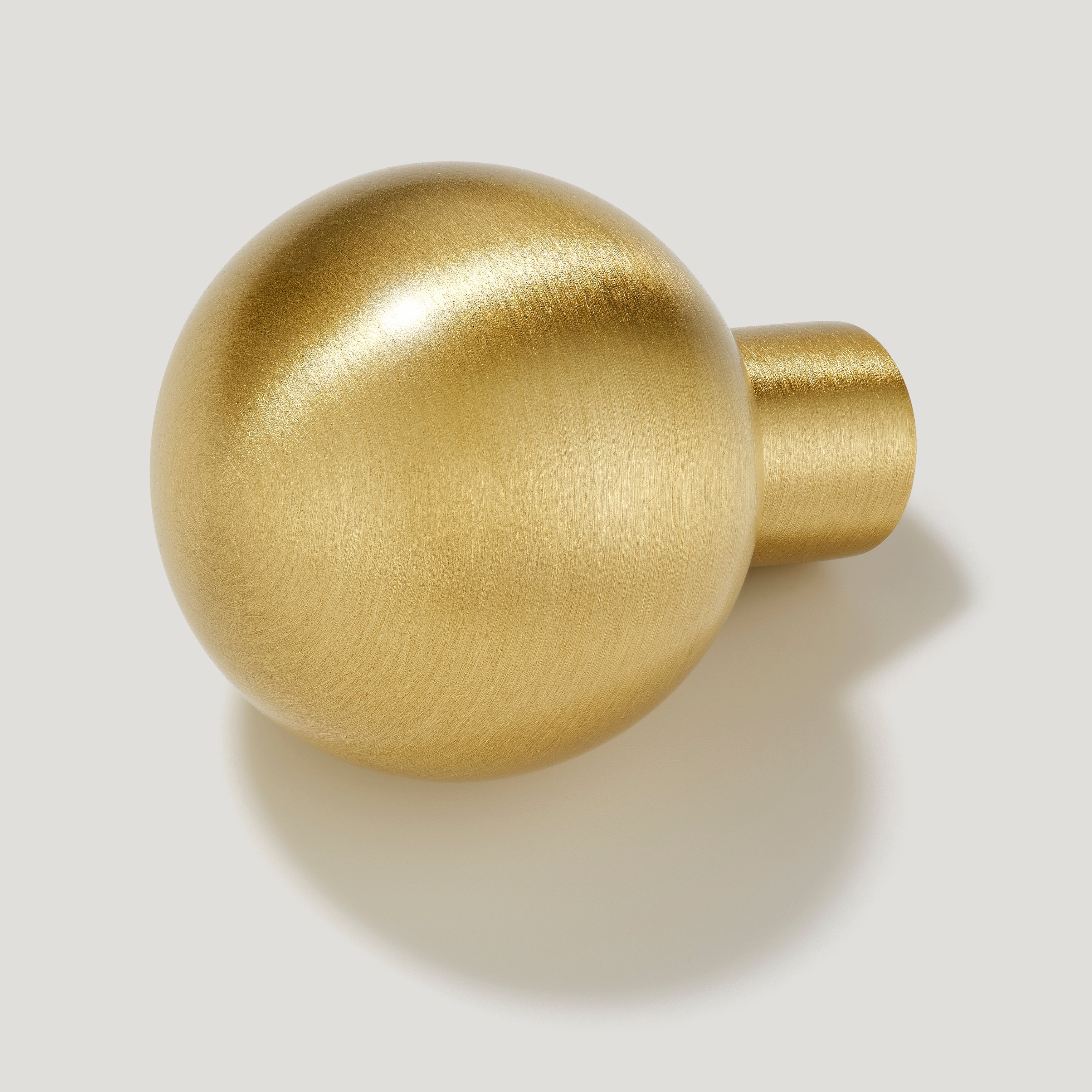 BOBBIN Ball Knob - Satin Brass