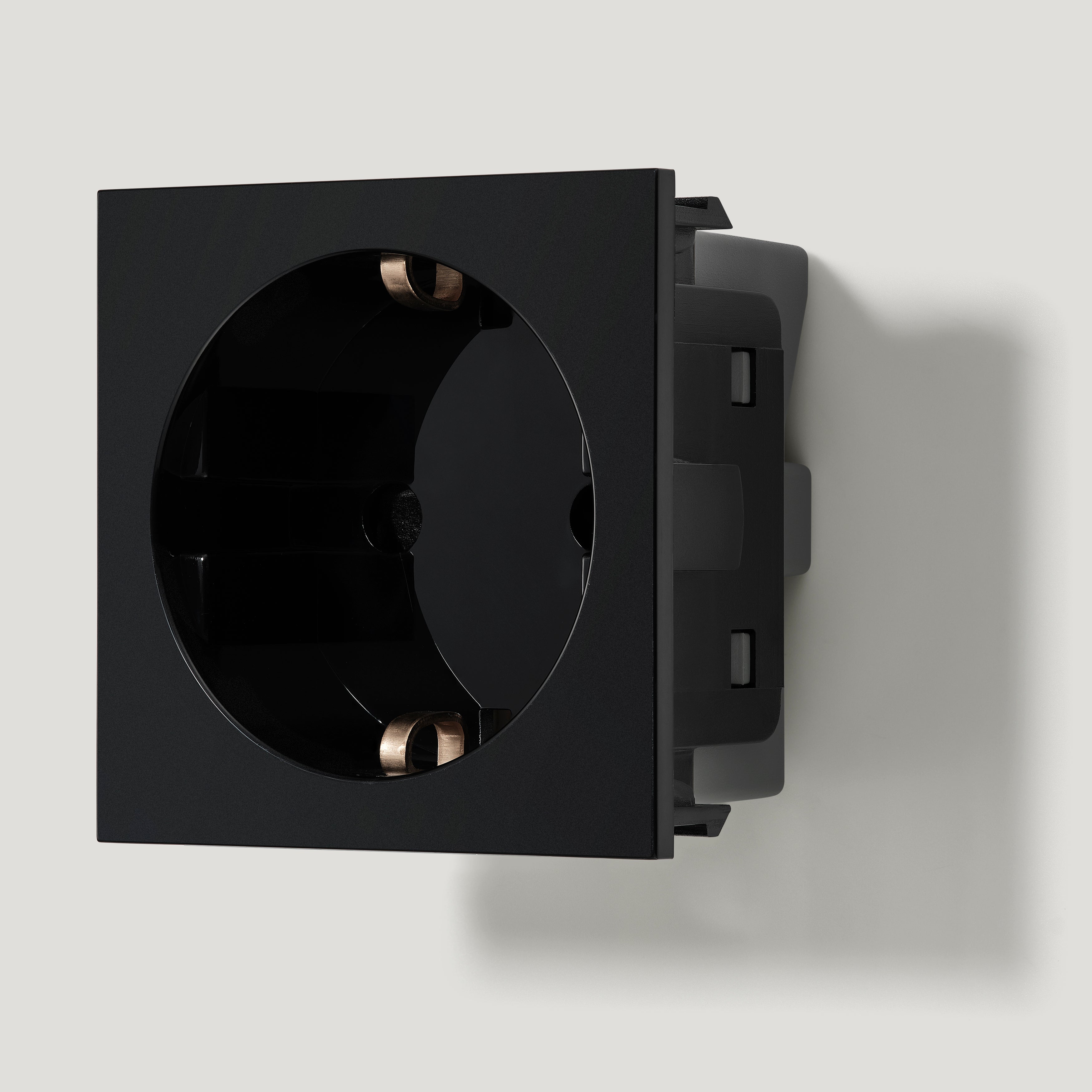 1G Schuko Socket - Black