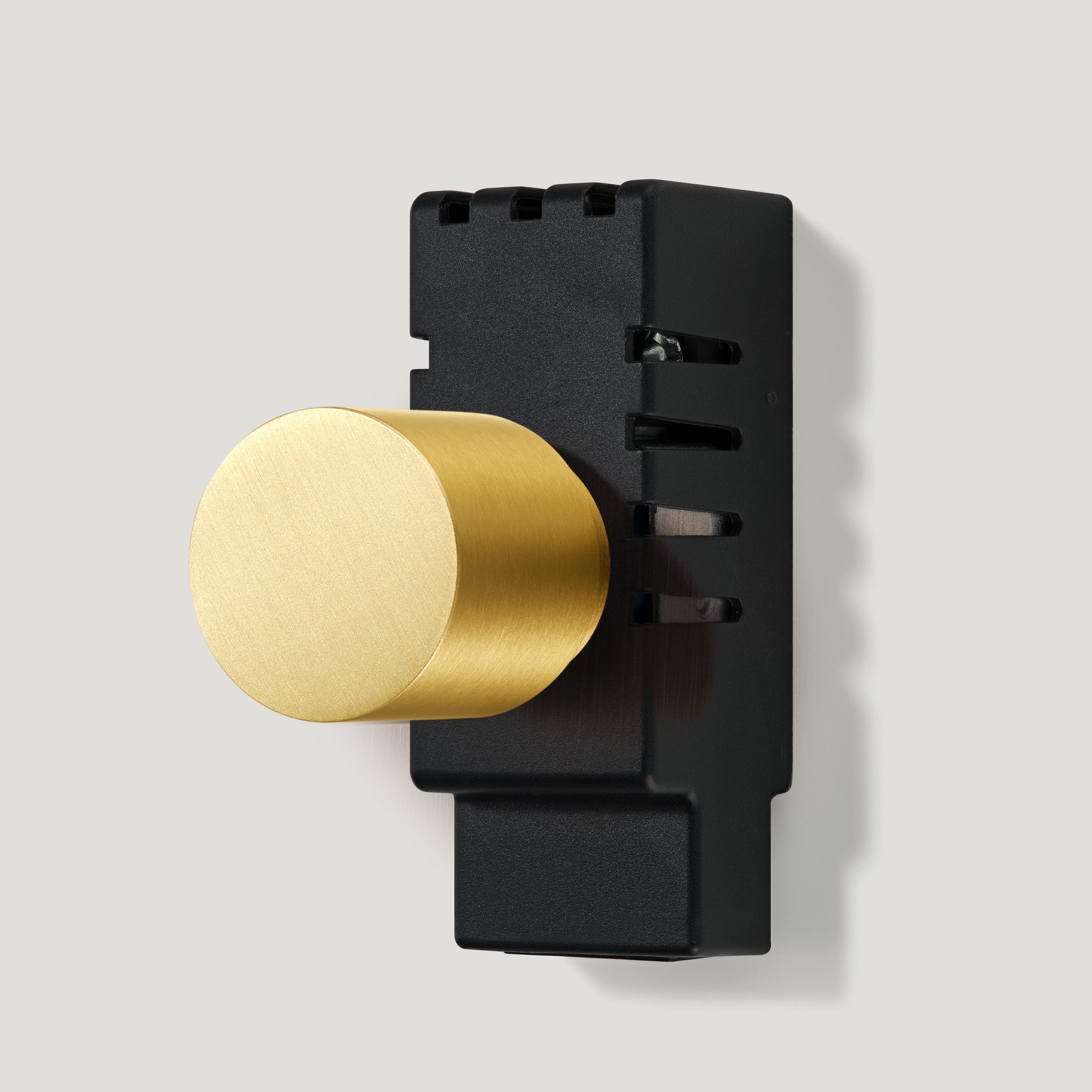 MAXWELL Auto Detect Dimmer Detail with Module - Brass