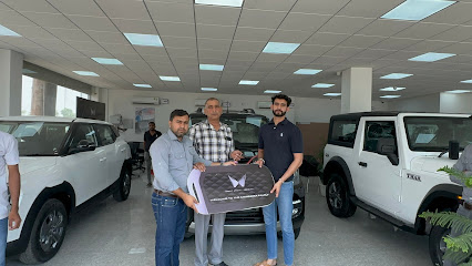 Arav Mahindra - SUV & Commercial Vehicle Showroom, Sector 95, Gurugram