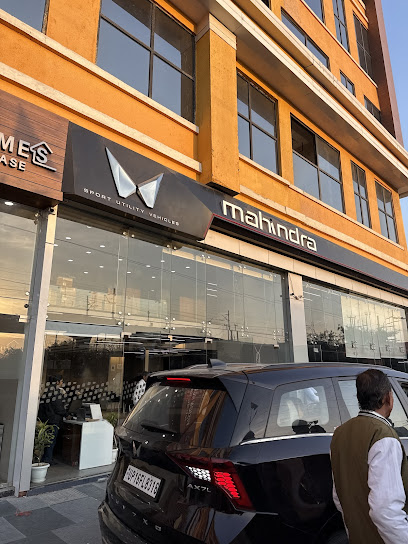 Mahindra Koncept Automobiles - SUV Showroom SEC- 75