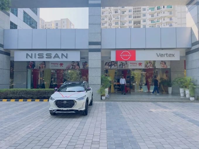 Vertex Nissan