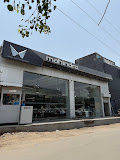 IndraprasthMahindra Indraprastha Automobiles Pvt Ltd - SUV Showrooma Automobiles Pvt.Ltd. - New Delhi