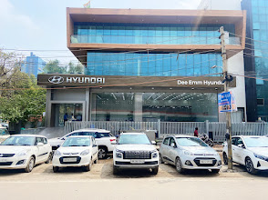 Hyundai Showroom, Dee Emm Hyundai - MG Road, Sector 14, Gurgaon