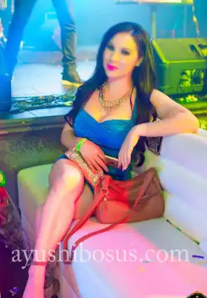 Book now independent escort girls who will become your favorite girlfriend