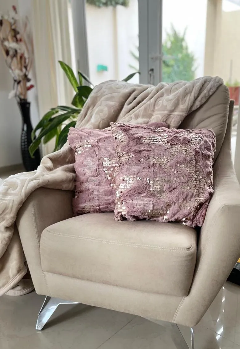 Almohadon Rosa con lentejuelas