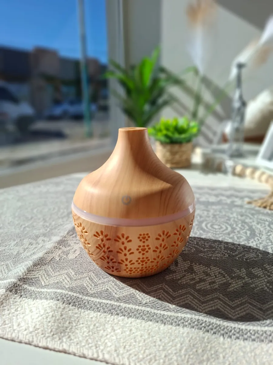 Humidificador Madera Clara con decoración 