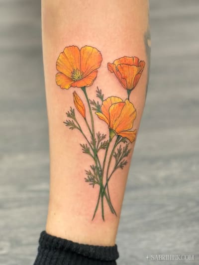 california-poppy-color-tattoo-calgary-sabrina-zimmer_vf0zvu