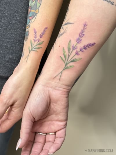 lavander-matching-color-tattoos-calgary-sabrina-zimmer_g5lxdu