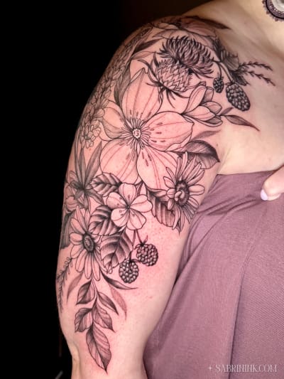 wildflowers-floral-tattoo-calgary-sabrina-zimmer_nqkijw