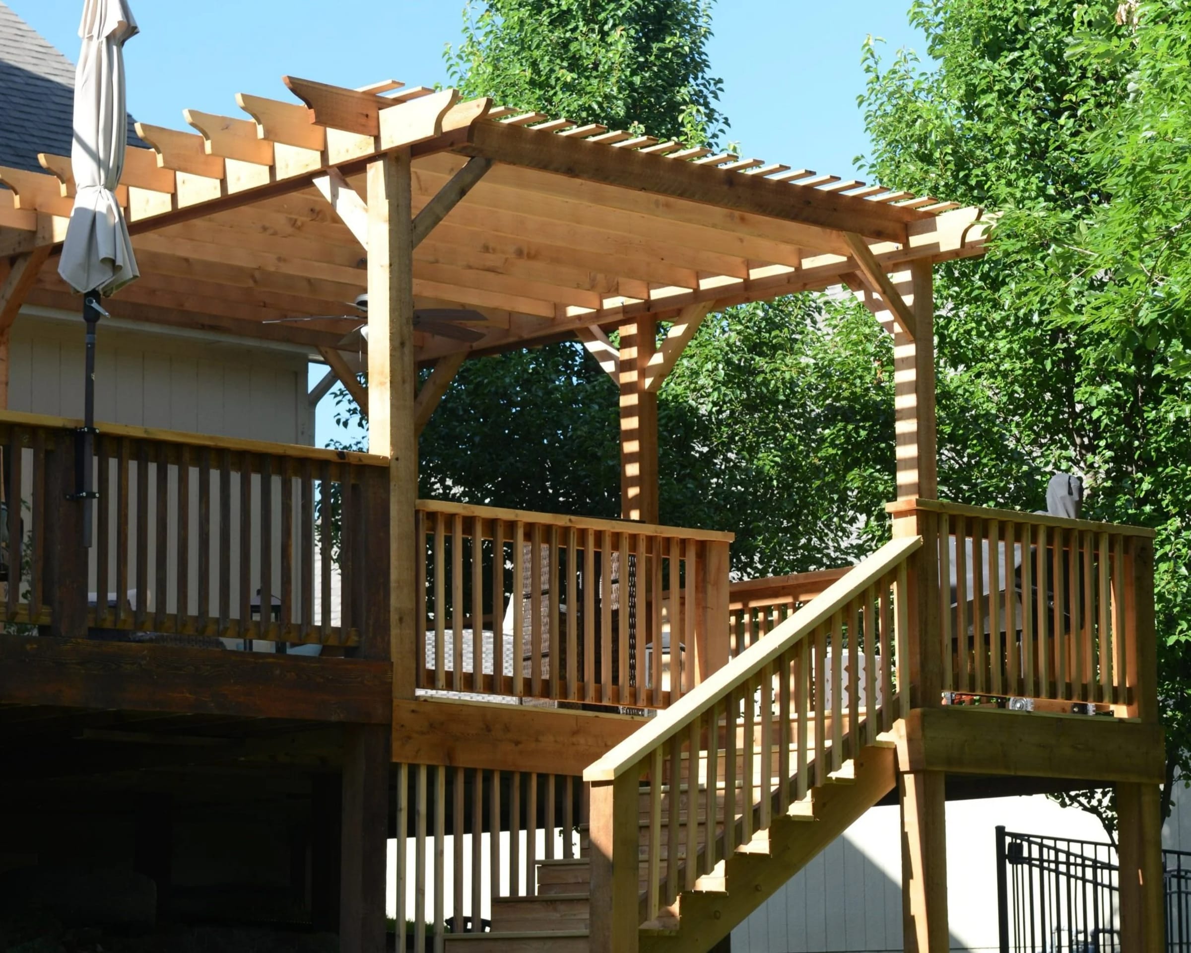 Cedar pergola in Independence, MO
