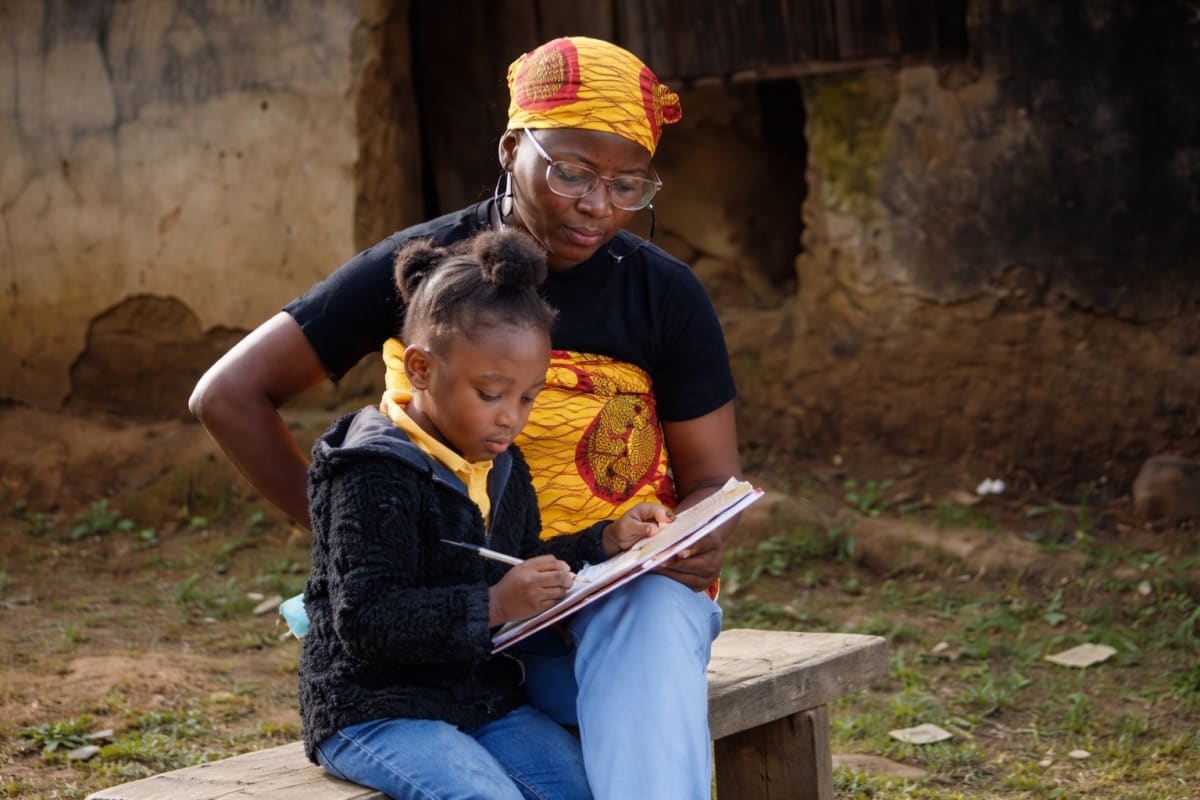 Success Stories - Mother and daughter in the sunshine