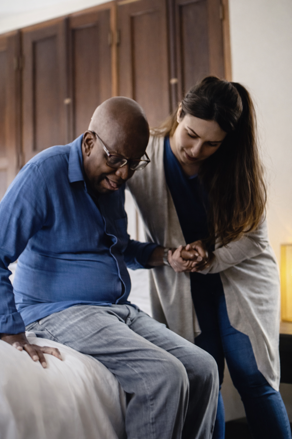 Helping hands in a moment of care