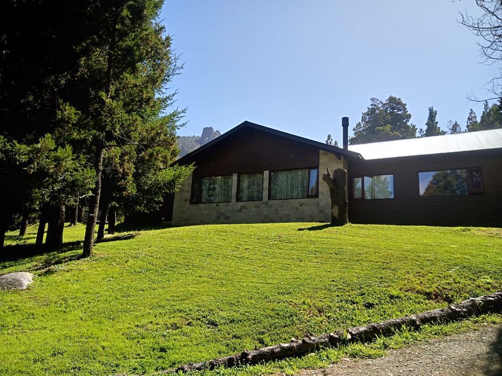 Arelauquen Country & Golf Bariloche Estilo Confort - Casa en alquiler en Arelauquen Golf & Country Club, Bariloche