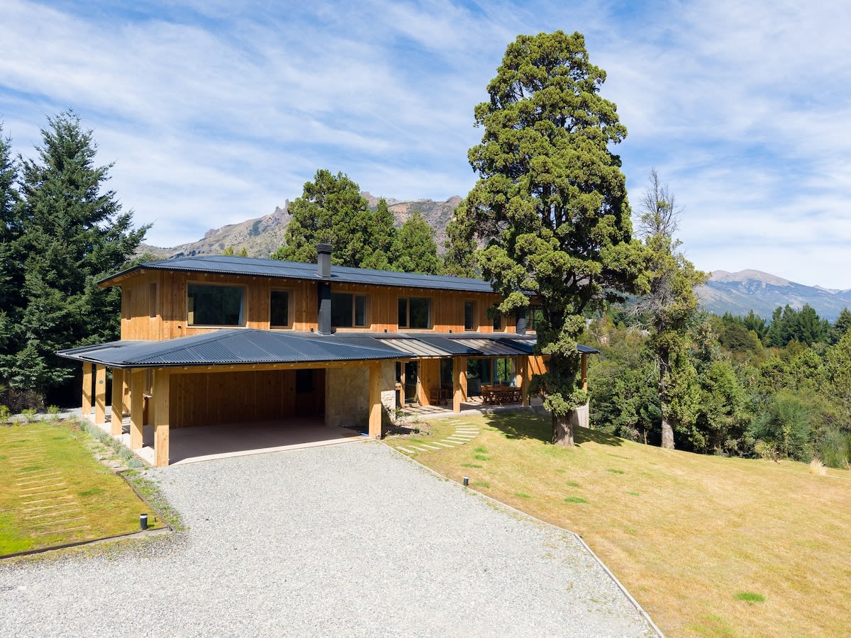Acogedora casa moderna con vistas a la montaña – Arelauquen - Casa en Arelauquen Golf & Country Club