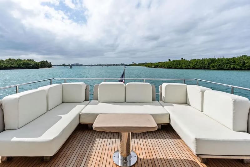 70' Azimut Le Grand Bleu photo 6
