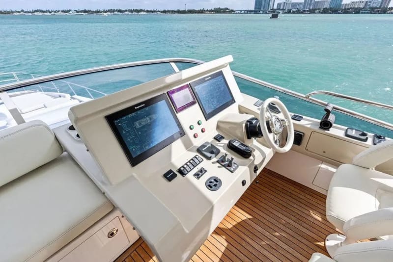 70' Azimut Le Grand Bleu photo 8