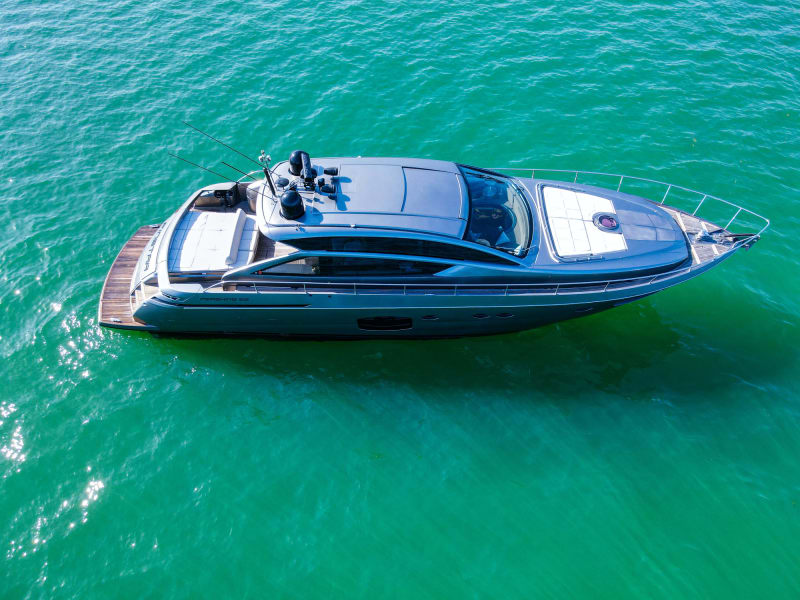 62' Pershing Finstar photo 4