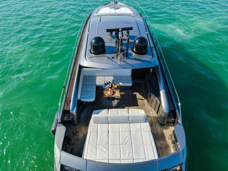 62' Pershing Finstar photo 5