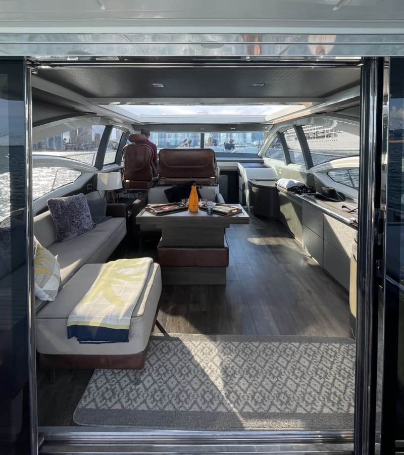 62' Azimut Life is Great photo 7