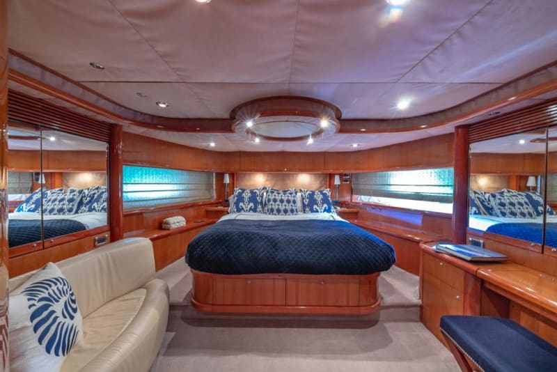 82' Sunseeker Alaina photo 2