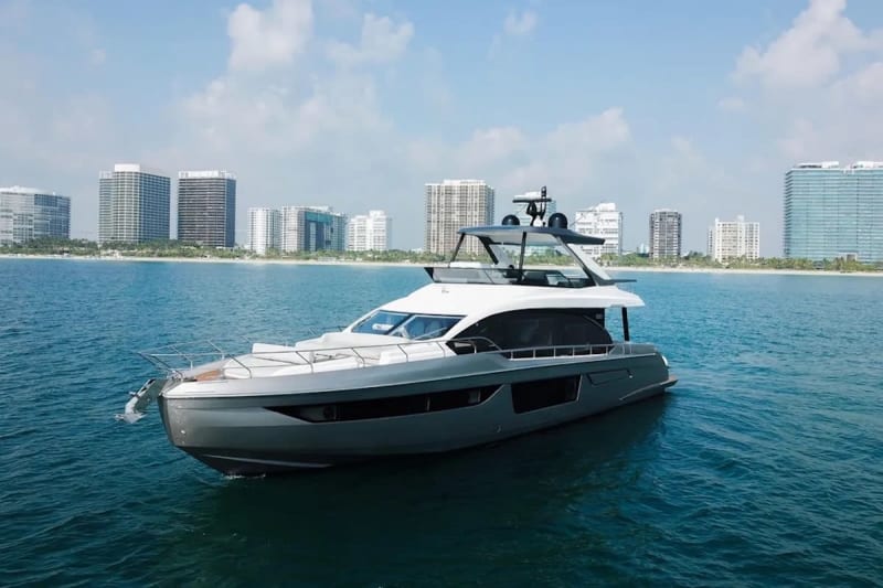 78ft Azimut 78 Fly photo 2