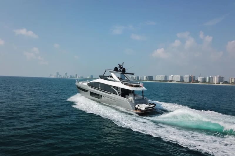 78ft Azimut 78 Fly photo 7