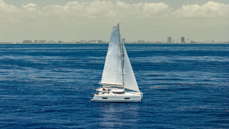 50' Peach Paradise Sail Cat photo 7