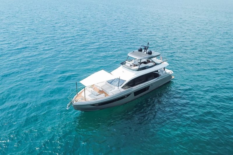 78ft Azimut 78 Fly photo 8