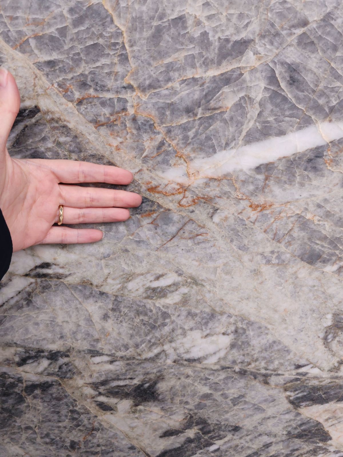 Quartzite Cielo