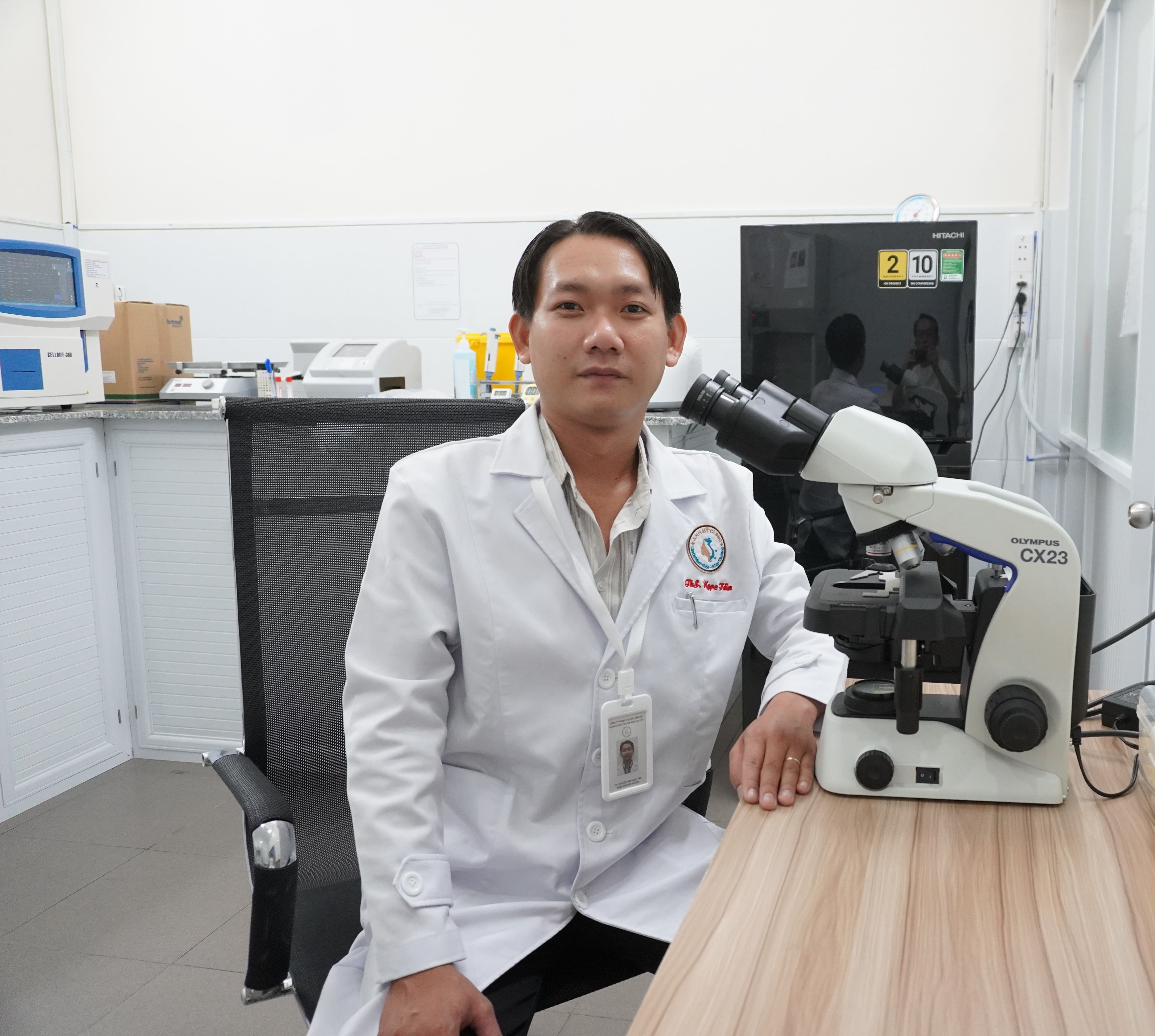 Kính hiển vi hiện đại