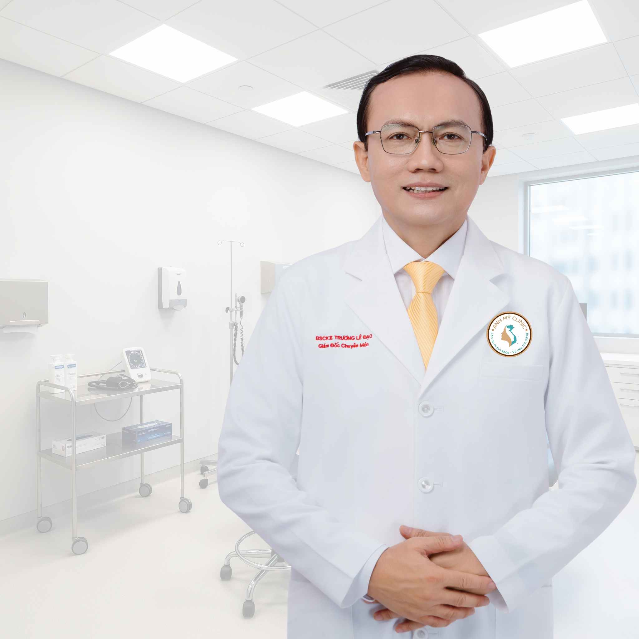 Bác sĩ Trương Lê Đạo với hơn 20 năm kinh nghiệm sẽ đồng hành cùng bạn trong việc chẩn đoán và điều trị viêm da tiếp xúc dị ứng.