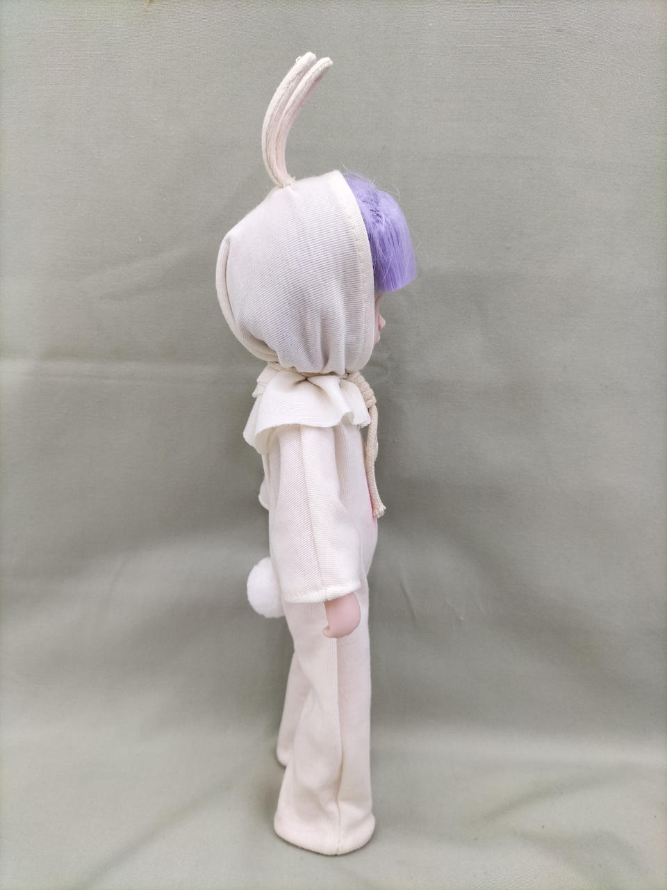 Figura Mezco Living Dead Dolls EGGZORCIST - Imagen 7 de 15