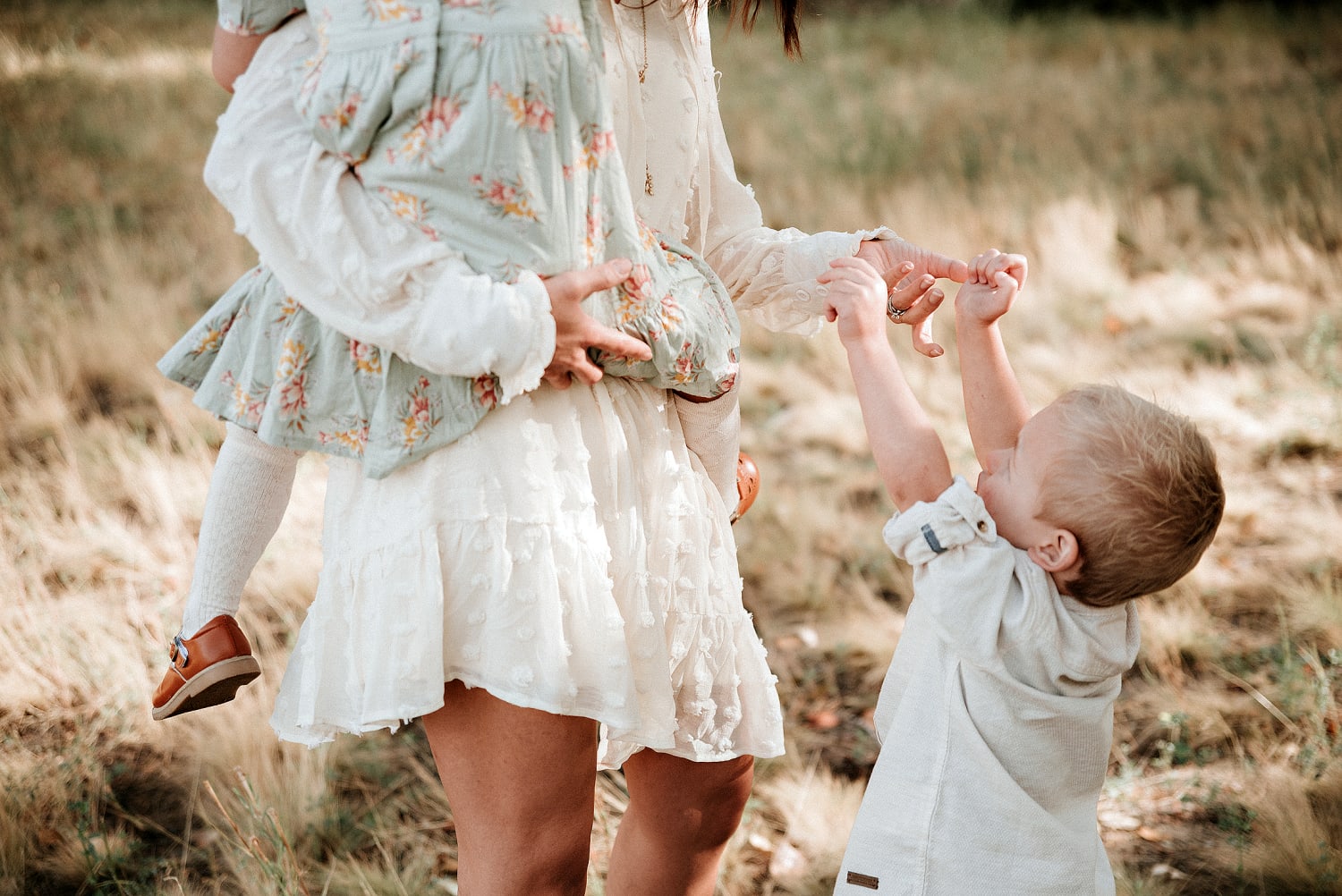 Boise family portrait photography session outdoors