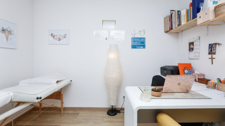 Marie NOTO Sophrologue certifiée RNCP et Magnétiseur - 32 Rue de Cronenbourg, Schiltigheim, France - Wellengo