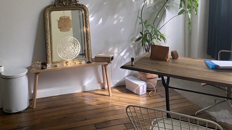 Julia Limongi  Naturopathie, massages & coaching