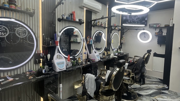French Barber - 1 Av. Jean Jaurès, Joinville-le-Pont, France - Wellengo