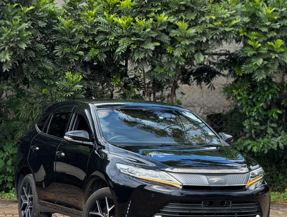 2020 TOYOTA HARRIER PREMIUM - Zata Motors