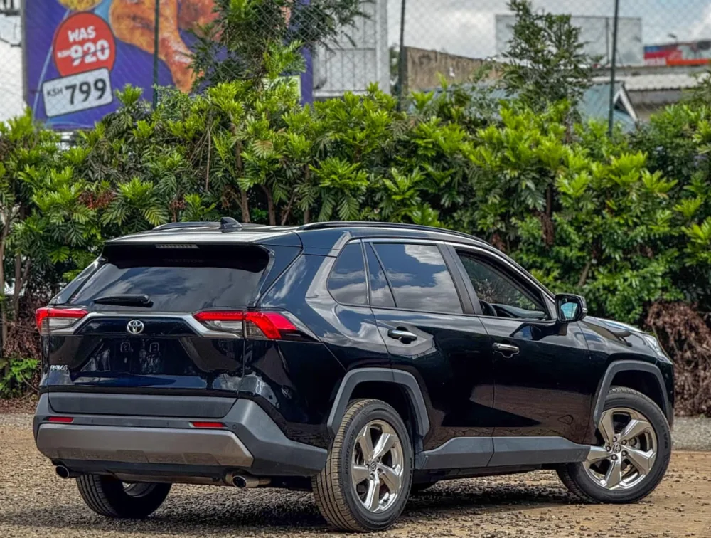 2020 Toyota RAV4 GZ Package 4WD Sunroof - Zata Motors
