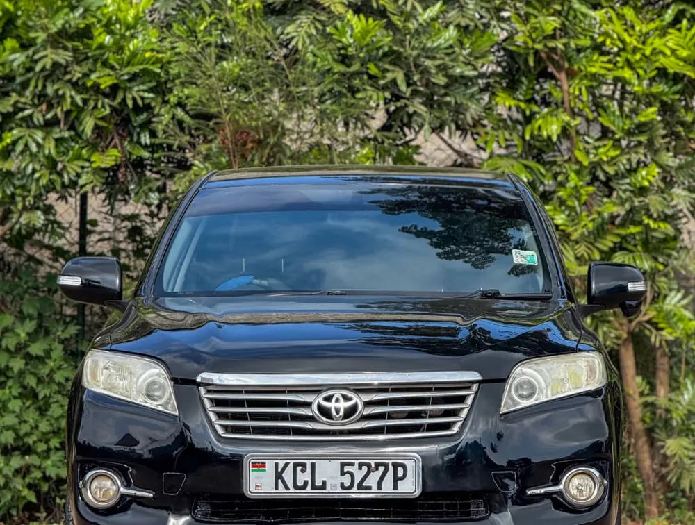 2011 TOYOTA VANGUARD 7 SEATER 4WD