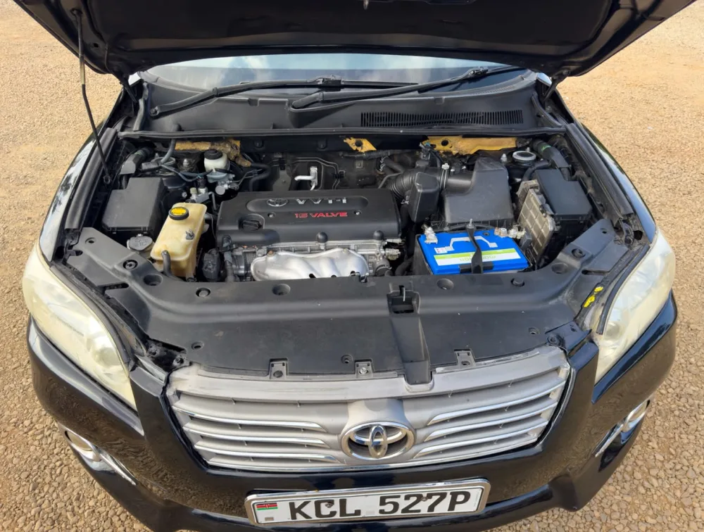2011 TOYOTA VANGUARD 7 SEATER 4WD - Zata Motors