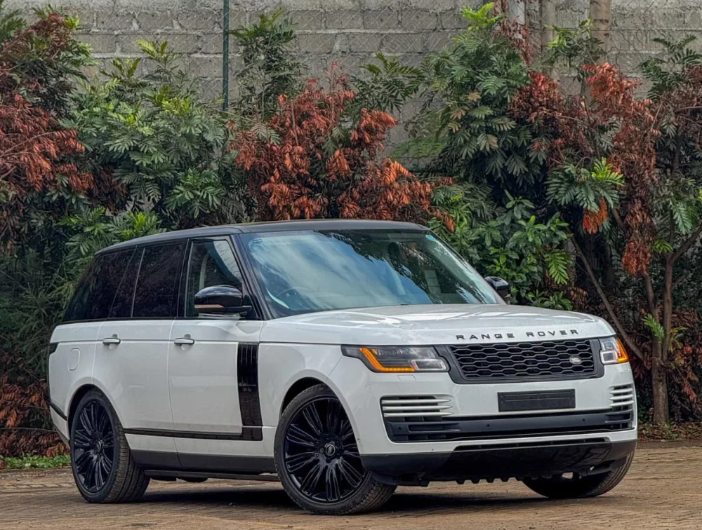 2019 RANGE ROVER VOGUE SE - Zata Motors