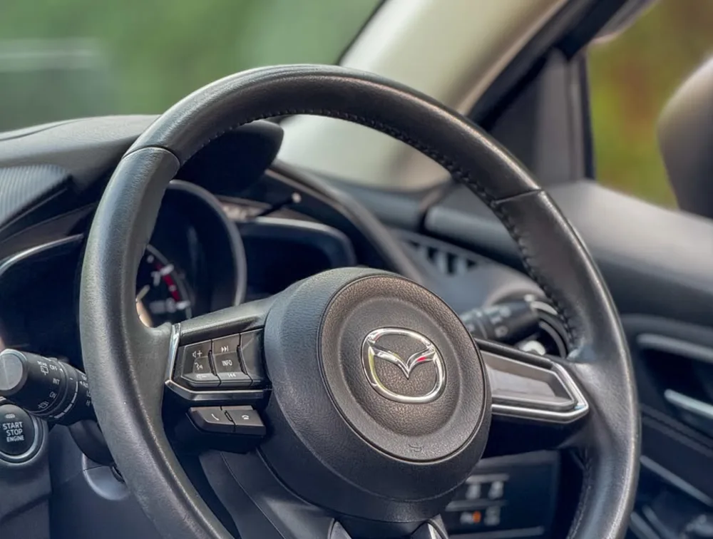 2019 MAZDA AXELA PETROL 15S - Zata Motors