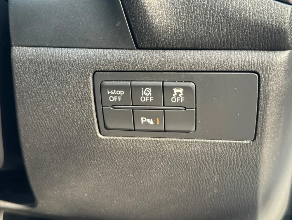 2019 MAZDA AXELA PETROL 15S - Zata Motors