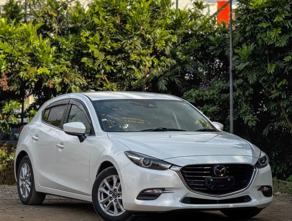 2019 MAZDA AXELA PETROL 15S - Zata Motors