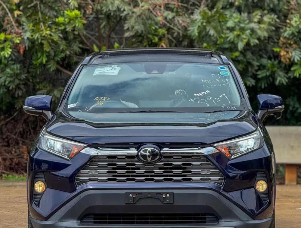  2019 TOYOTA RAV 4 GZ PACKAGE 4WD SUNROOF