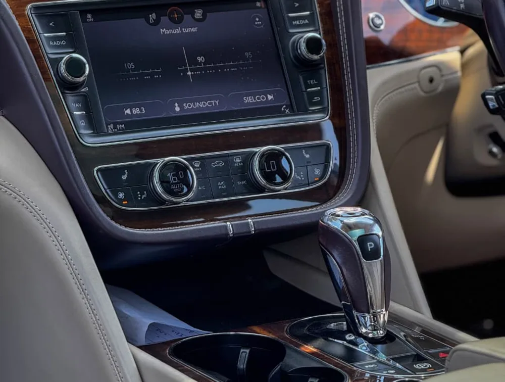 2018 BENTLEY BENTAYGA 4.0 V8 - Zata Motors