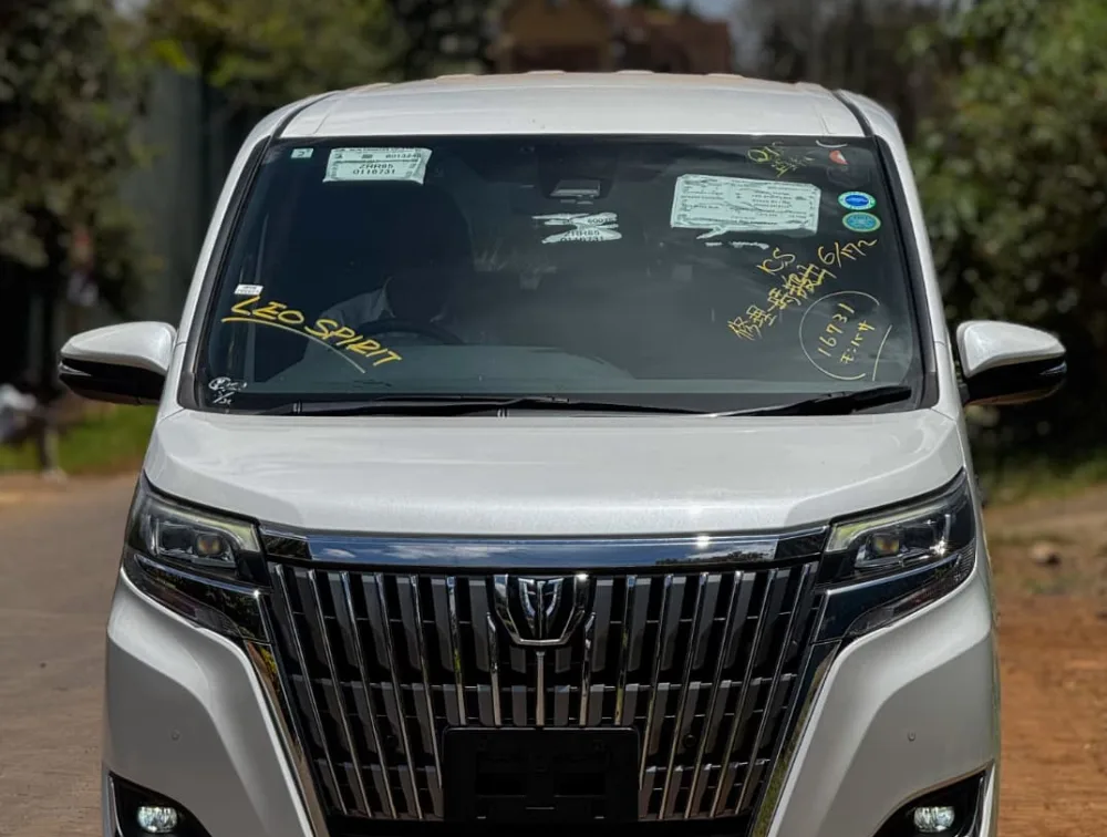️ 2019 TOYOTA ESQUIRE 8 SEATER  LEATHER