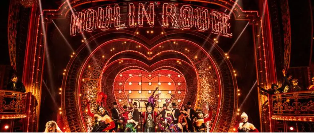 Get Awestruck in Romanticism at the Musical Moulin Rouge